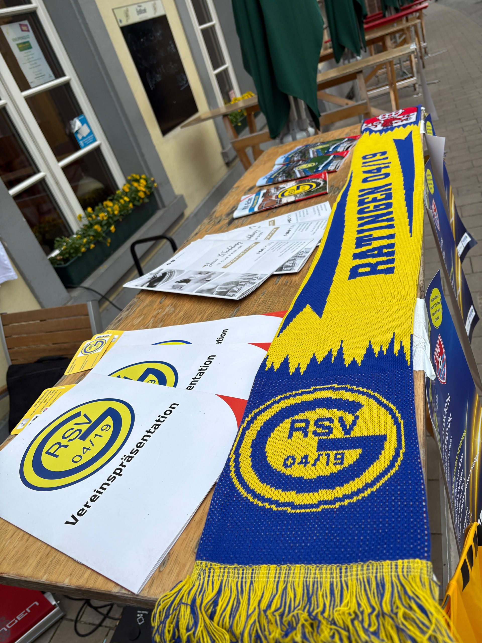 Vor Fortuna-Spiel: 04/19 Info-Stand auf dem Marktplatz