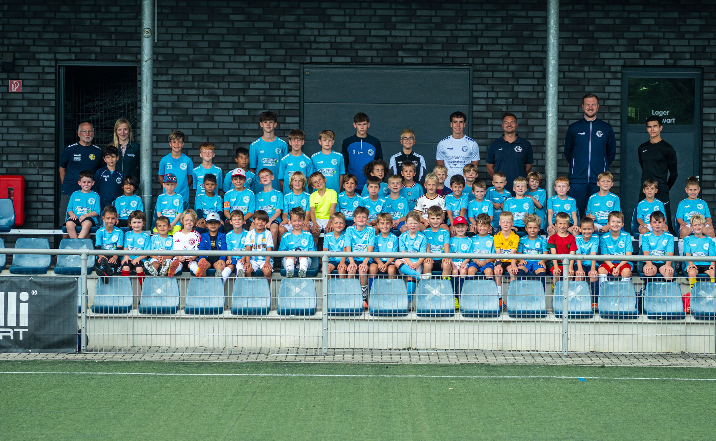 Erfolgreiches Ferien-Fußballcamp: Spielspaß & moderne Trainingsmethodik