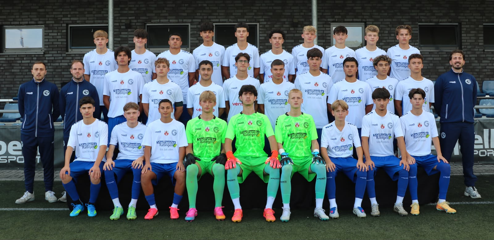 Die B1(U17) Mannschaft des Ratingen 04/19 Fußballvereins