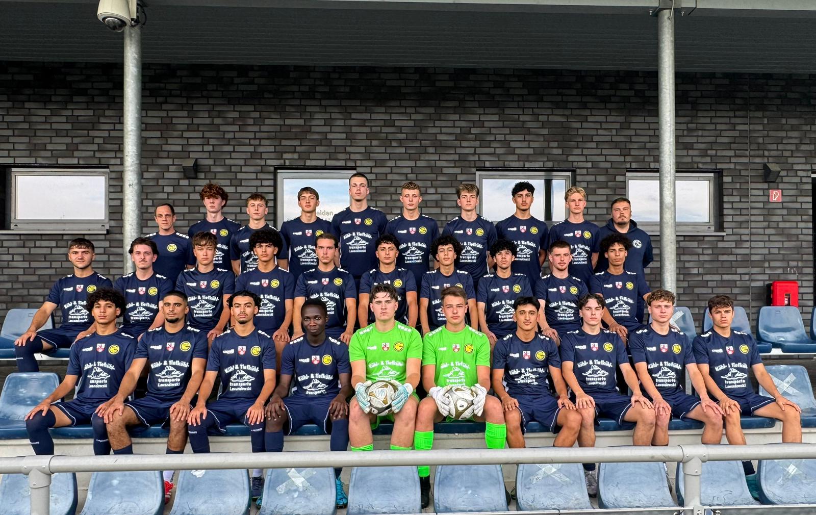 Die A2(U18) Mannschaft des Ratingen 04/19 Fußballvereins